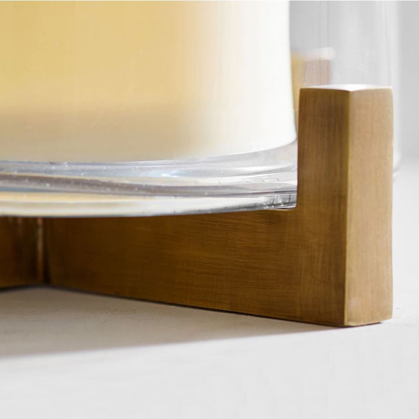 Glass Vase Candle Holders On Wooden Base Brooks Cross Bar wedding home Decoratio